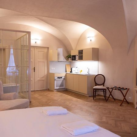 Residence Thunovska Prague Luaran gambar